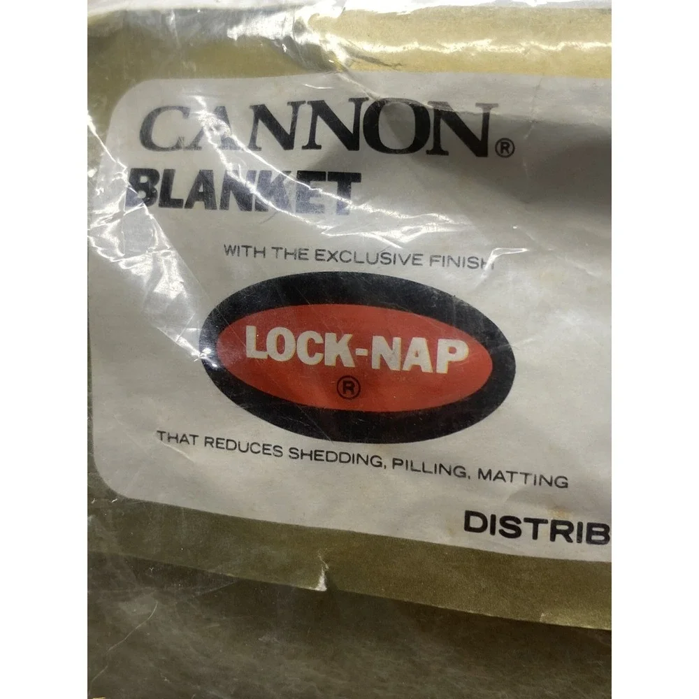 Cannon Blanket New 80 x 90 Ashford Beige 100 Percent Acrylic‎ Nylon Binding VTG